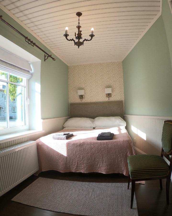 Villa Kertelhof Guesthouse Кярдла Экстерьер фото